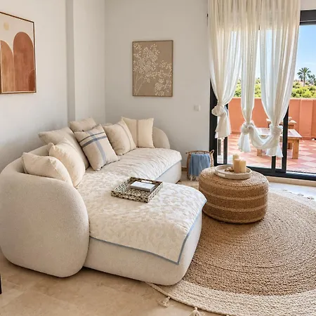 Duplex With Sea & Golf Views Appartement